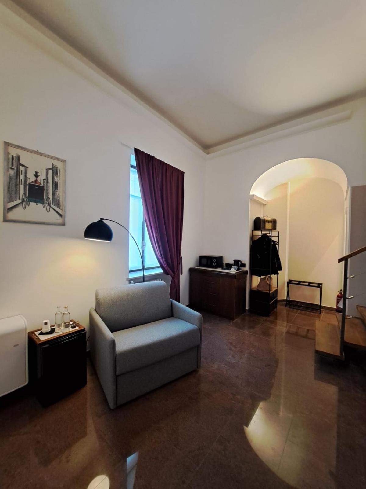 Palazzo Cusani Charming Rooms Vercelli Dış mekan fotoğraf