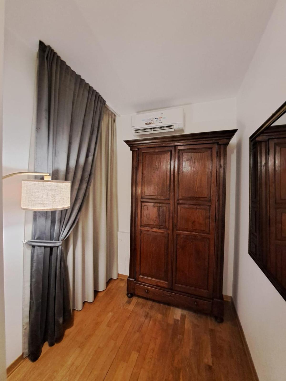 Palazzo Cusani Charming Rooms Vercelli Dış mekan fotoğraf